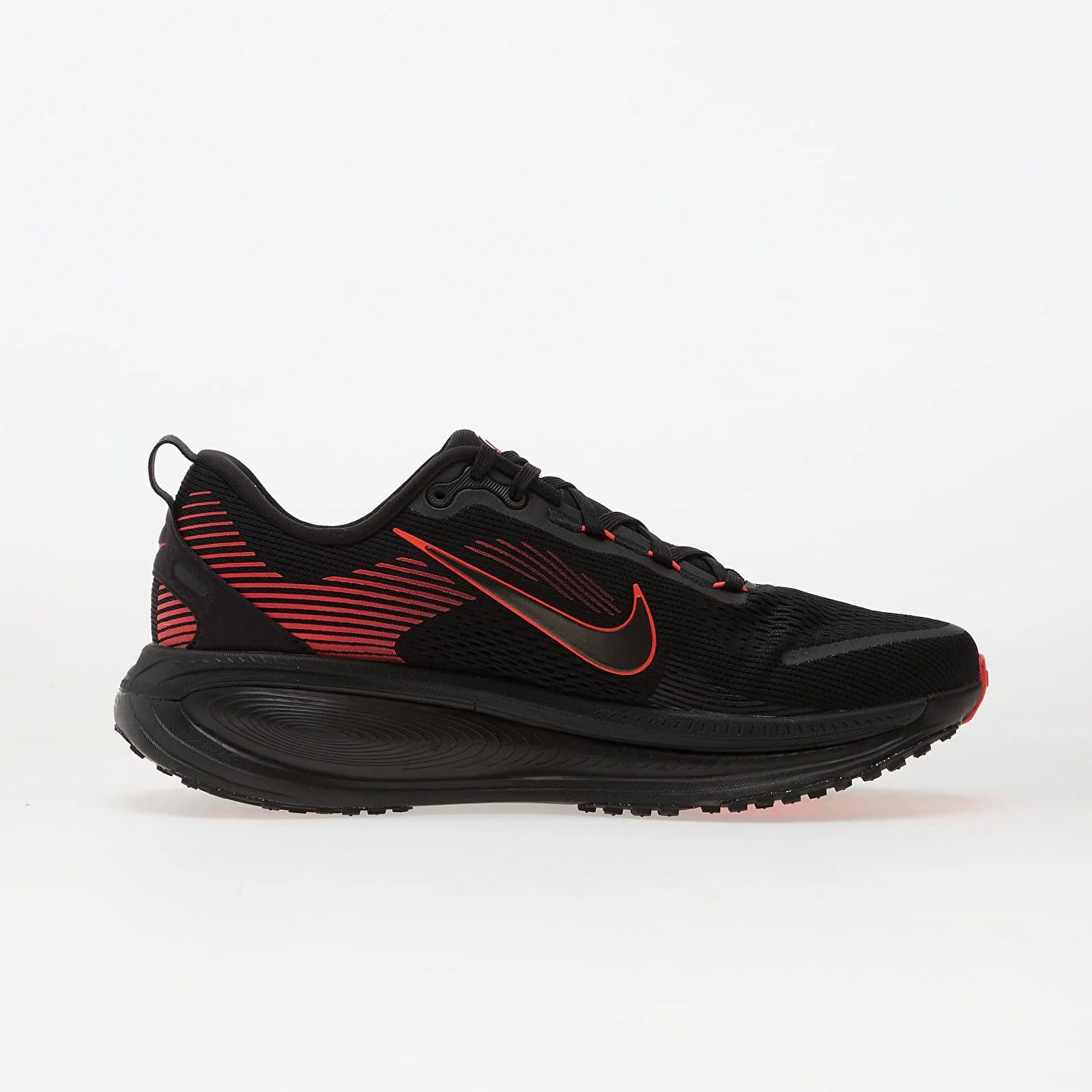 Nike Vomero 18