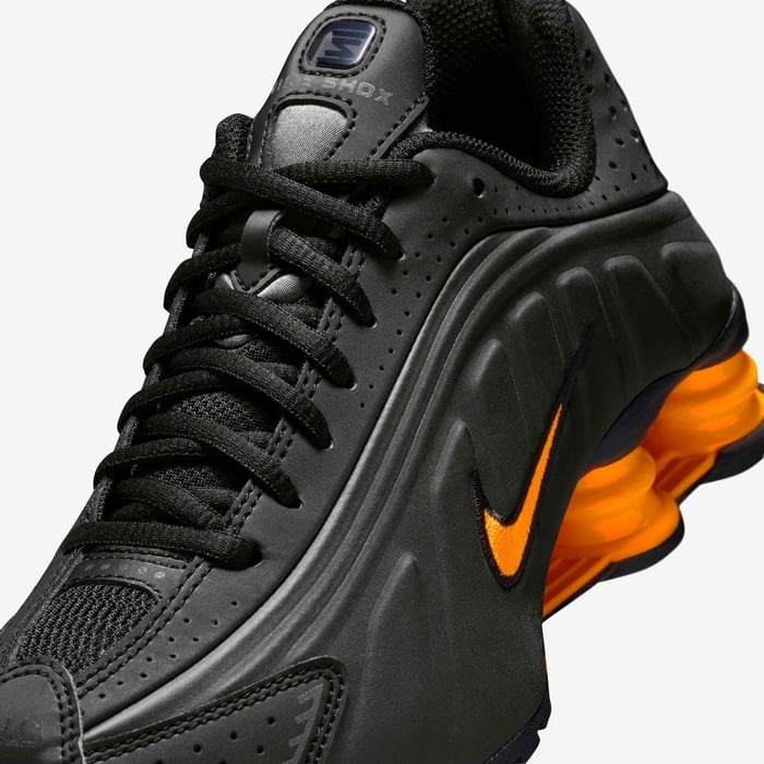 Shox R4
