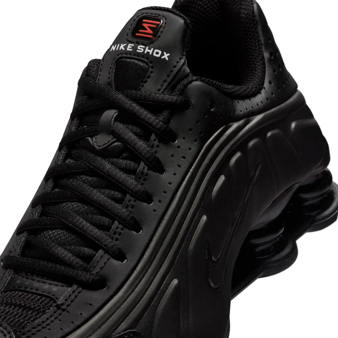 Shox R4