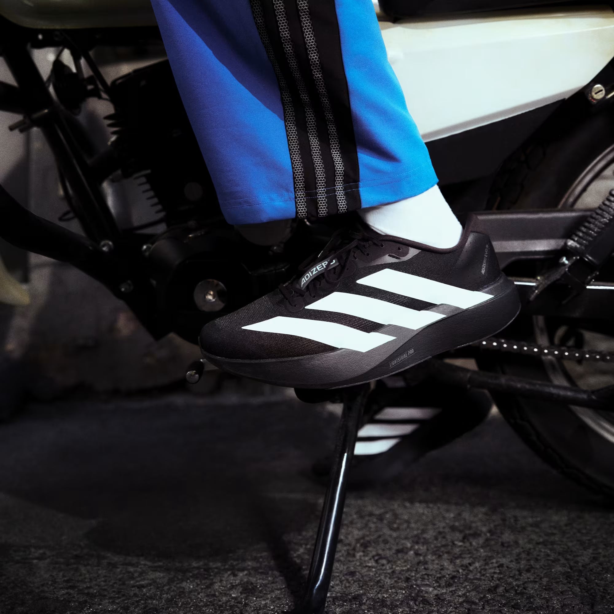 Adizero Evo Sl