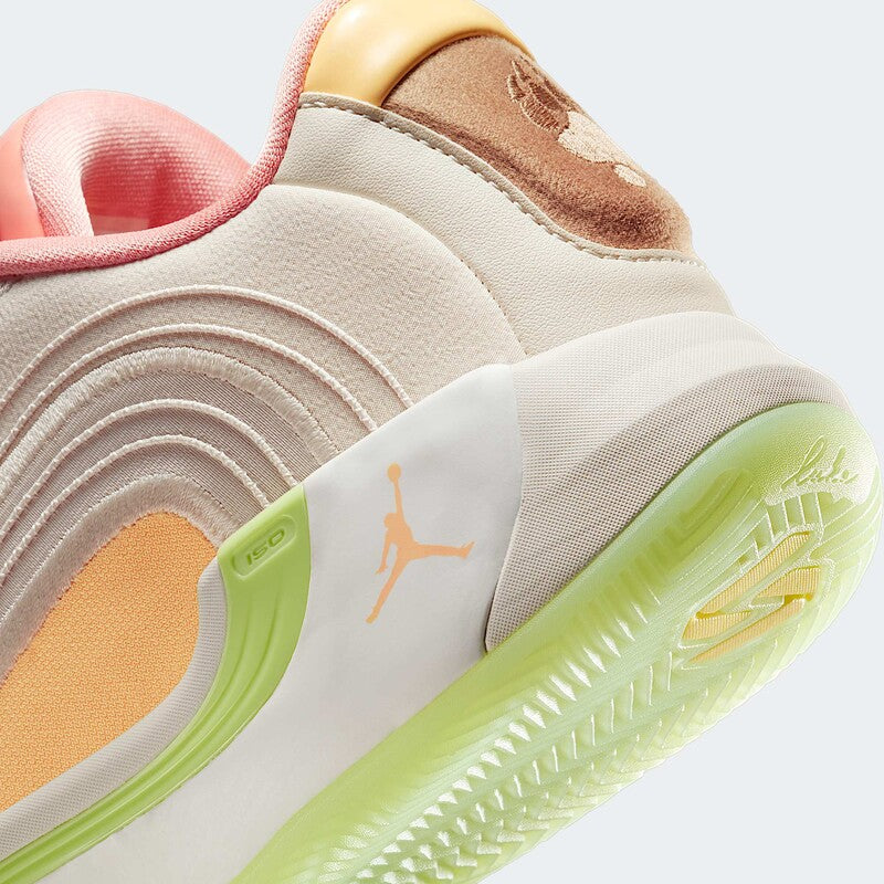 Jordan Luka 4