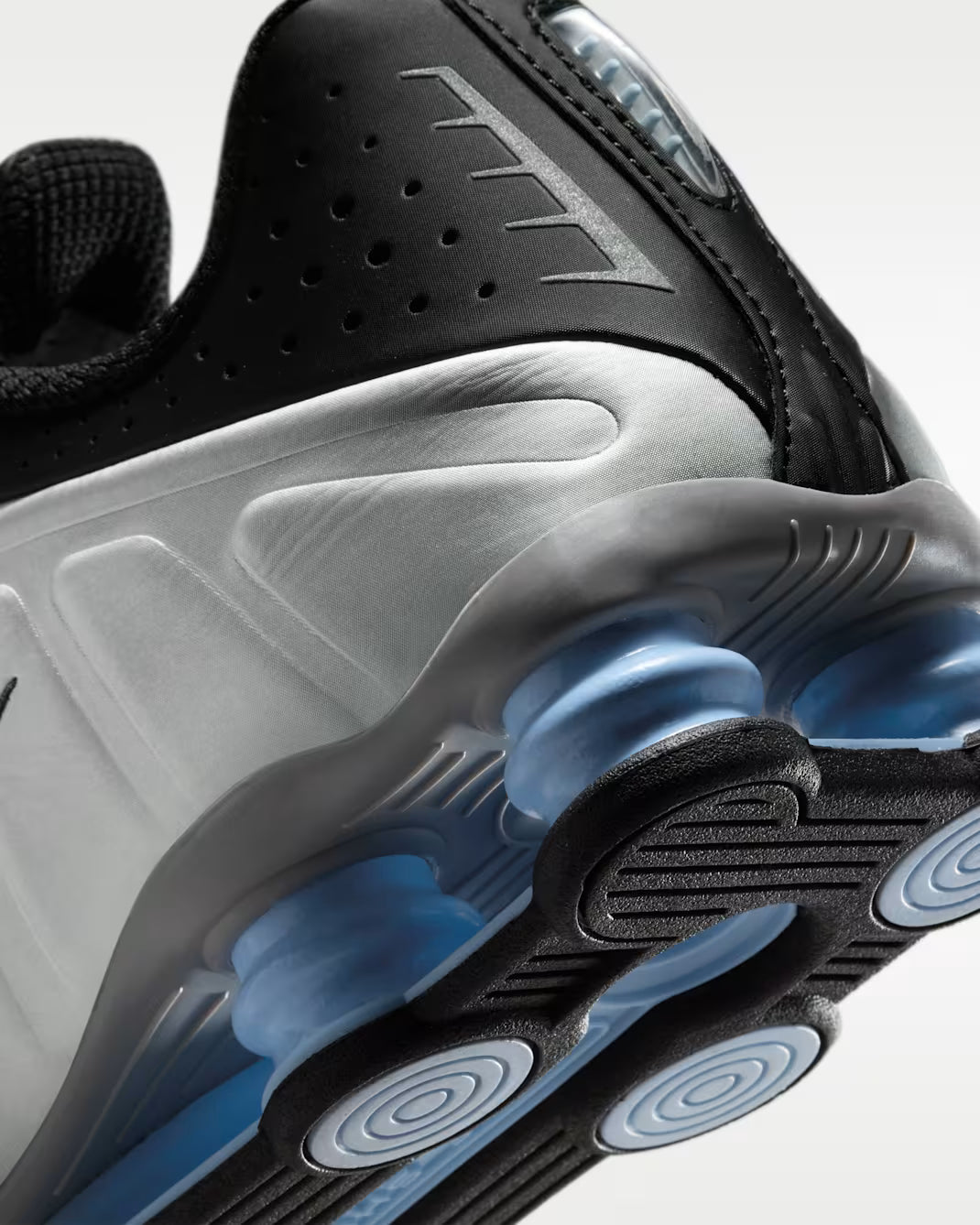 Shox R4