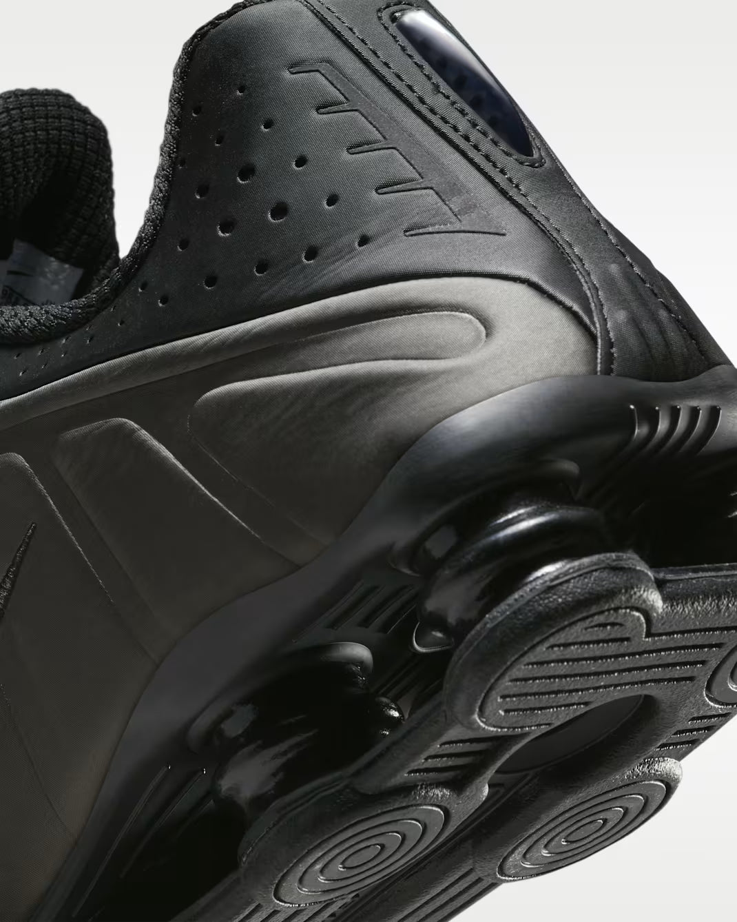 Shox R4
