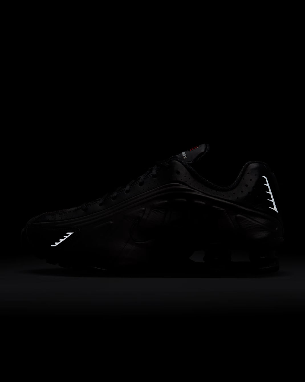 Shox R4