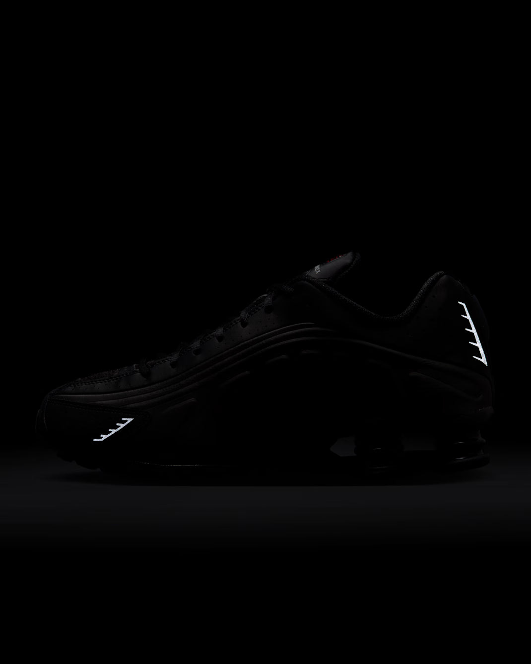 Shox R4