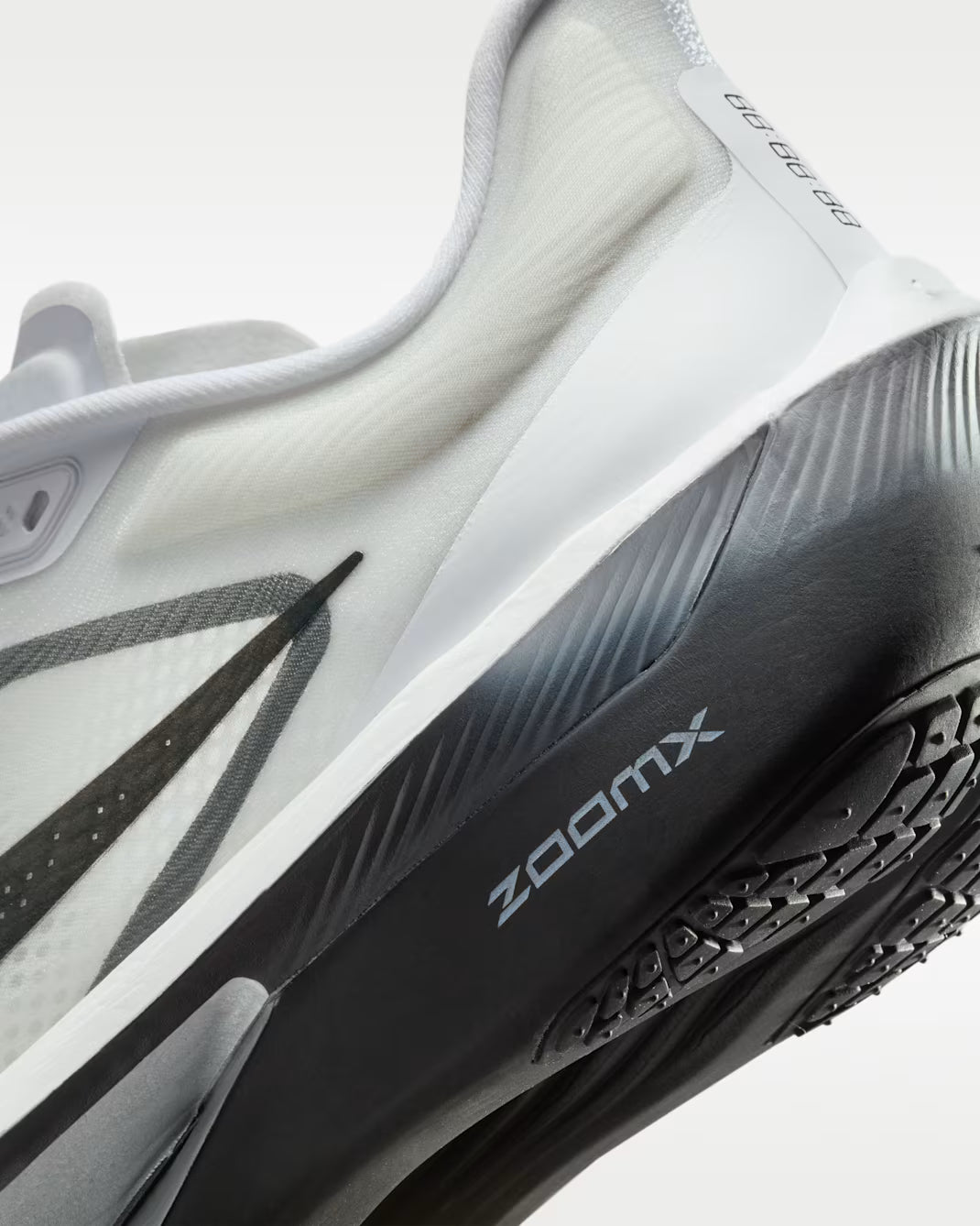 Zoom Fly 6