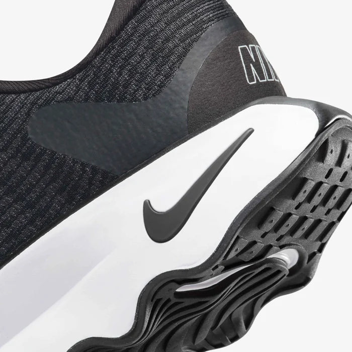 WMNS NIKE MOTIVA