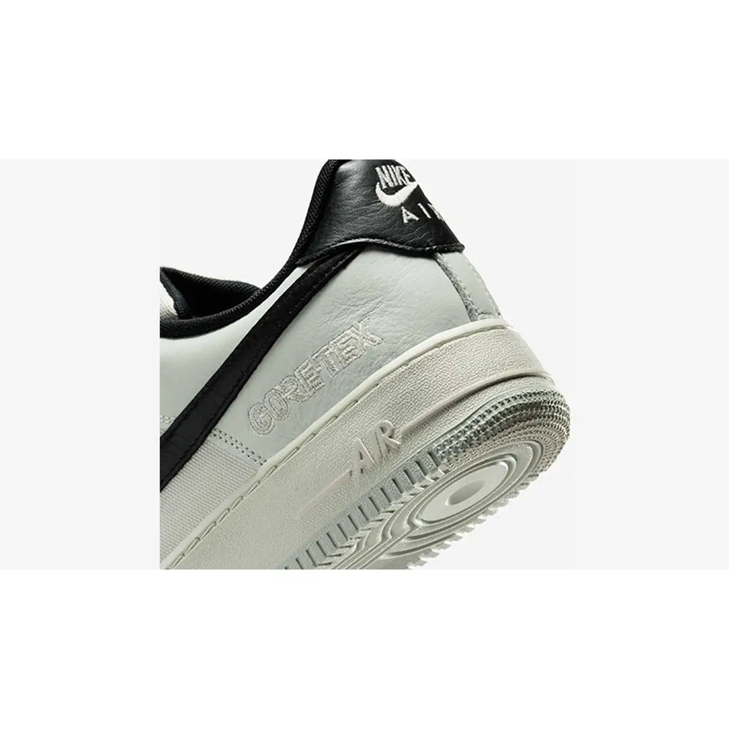 Nike Air Force 1 Gore-Tex