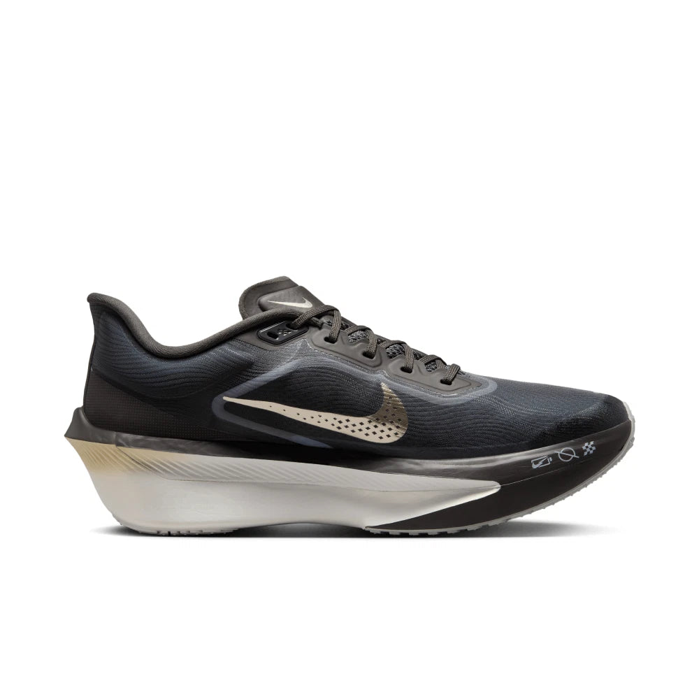 Zoom Fly 6
