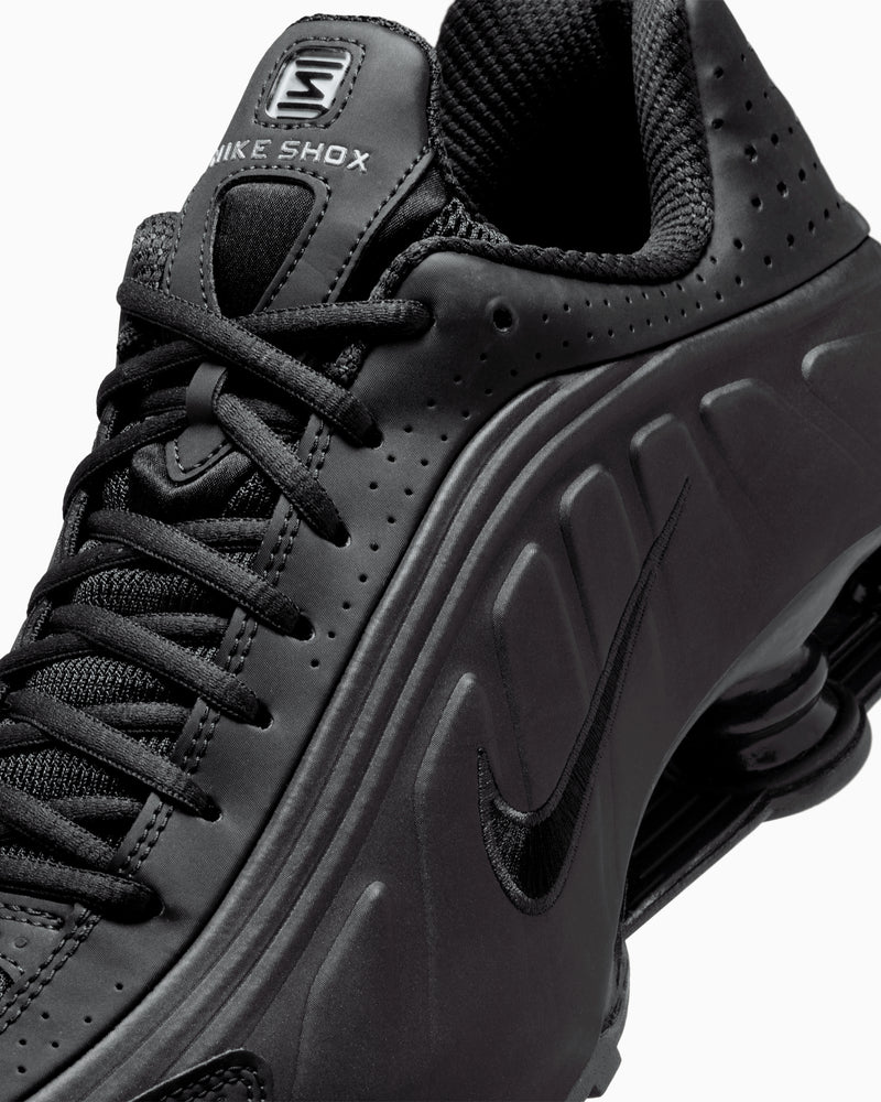 Shox R4